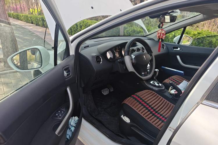 Used Peugeot 408 2013 2.0L Automatic Luxury Edition