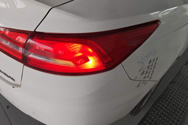 Used Ford Escort 2019 Revised Version 1.5L Automatic Enjoyment Type China VI Standard