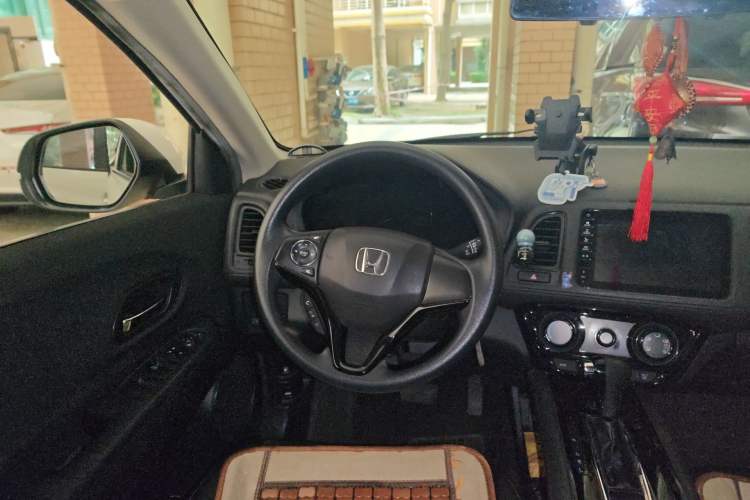 Used Honda Vezel 2020 1.5L CVT Pioneer Edition Steering Wheel