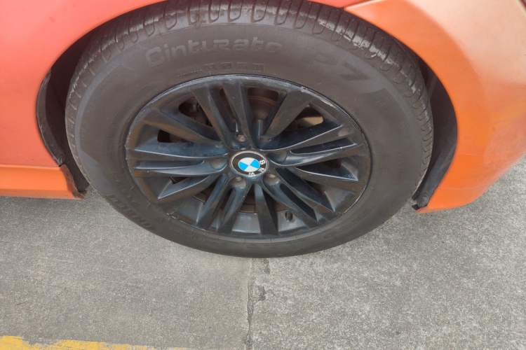 Used BMW 3 Series 2011 320i Luxury Edition Right Front Wheel Hub