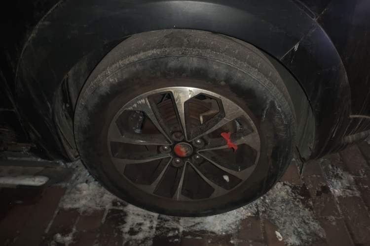 Used FORTHING Joyear X5 2013 1.6L Manual Luxury Model China V Standard Right Front Wheel Hub