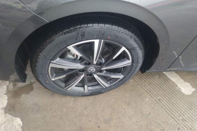 Used CHANGAN Eado 2025 Blue Whale 1.5T 500Bar Prestige Model
