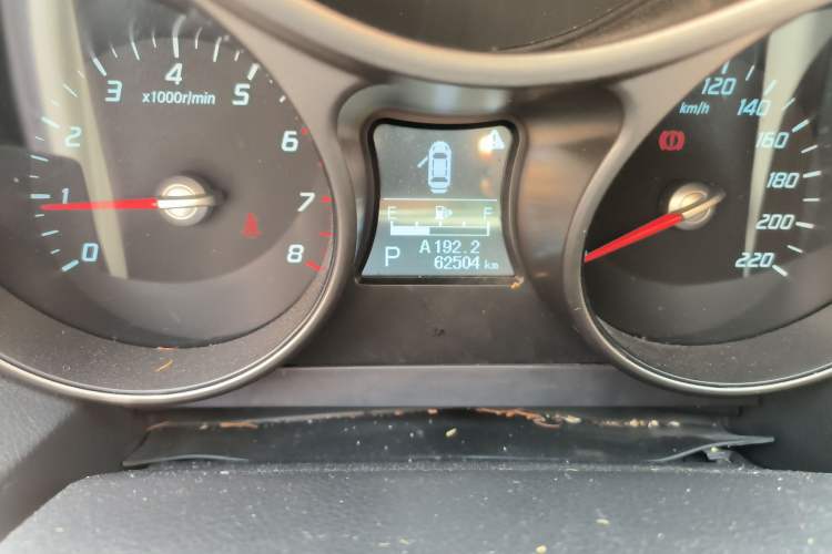 Used Haima S5 2016 1.5T CVT Enjoyment Edition Odometer Close Up