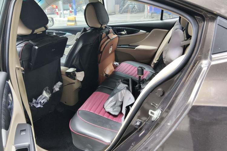 Used Honda Crider 2013 1.8L automatic luxury edition