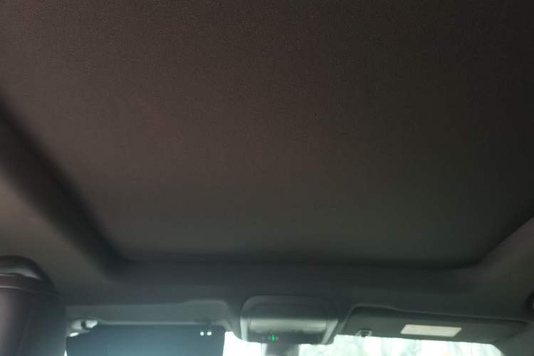 Used Cadillac XT6 2021 2.0T 7-Seater Four-Wheel Drive Luxury Version Headliner