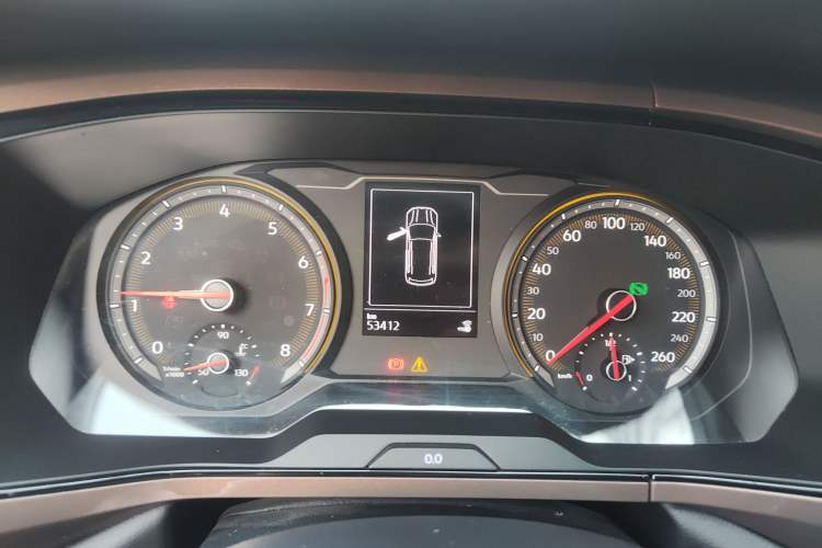 Used Volkswagen Tharu 2020 280TSI Two-Wheel Drive Luxury Plus Version China VI Standard
