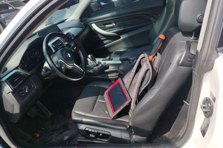 Used BMW 4 Series 2014 420i Fashion Model
