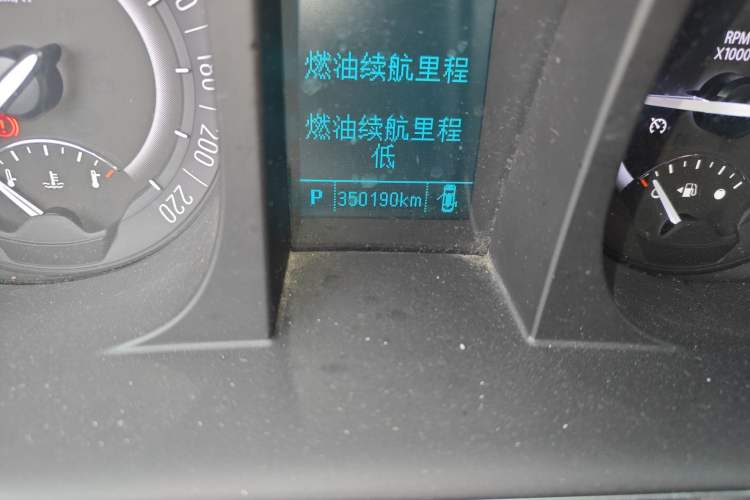 Used Buick GL8 2017 25S Prestige Version China V Standard Odometer Close Up