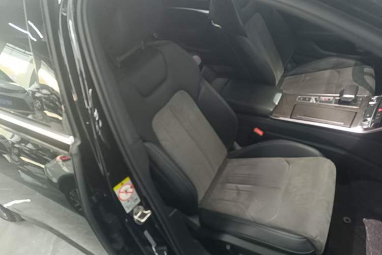 Used Audi A6L 2022 45 TFSI Prestige Dynamic Edition Right Front Seat