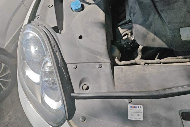 Used Porsche Cayenne 2016 Cayenne 3.0T Engine Bay Right