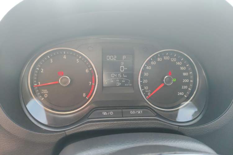 Used Volkswagen Polo 2016 1.6L Automatic Comfort Model
