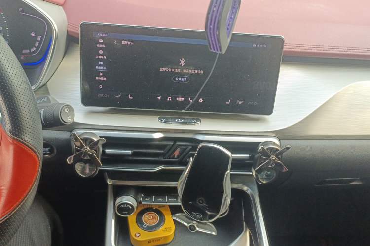 Used Geely Auto Coolray 2019 Sport Version 260T DCT Battle China VI Standard Audio And AC Panel