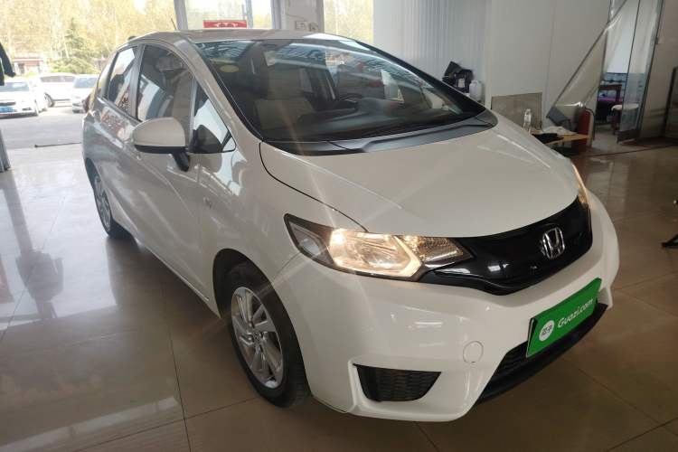 Used Honda Fit 2016 1.5L LXS CVT Comfort Sunroof Version
