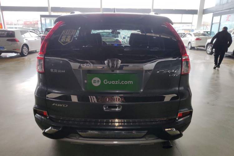 Used Honda CR-V 2015 2.4L four-wheel drive luxury version