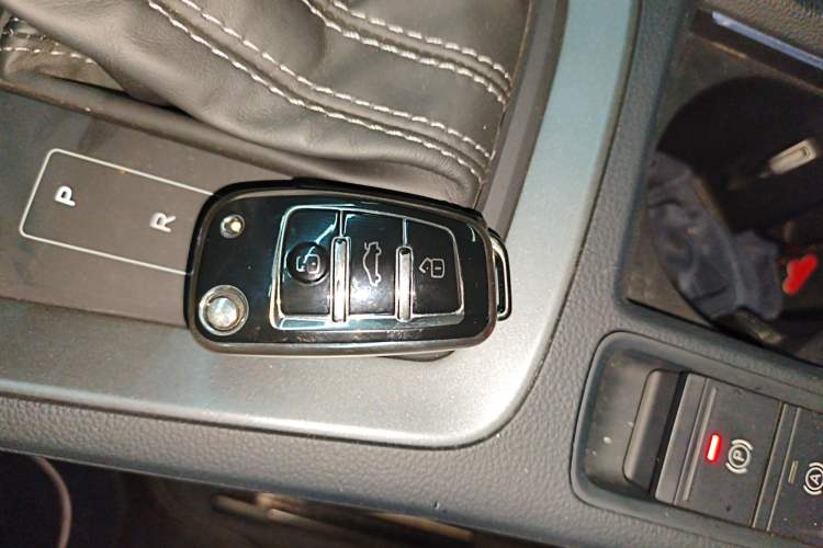 Used Audi Q3 Sportback 2022 40 TFSI Fashion Model Vehicle Key