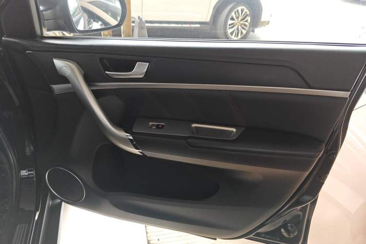 Used Haval M6 2018 Revised Version 1.5T DCT Two-Wheel Drive Elite Edition