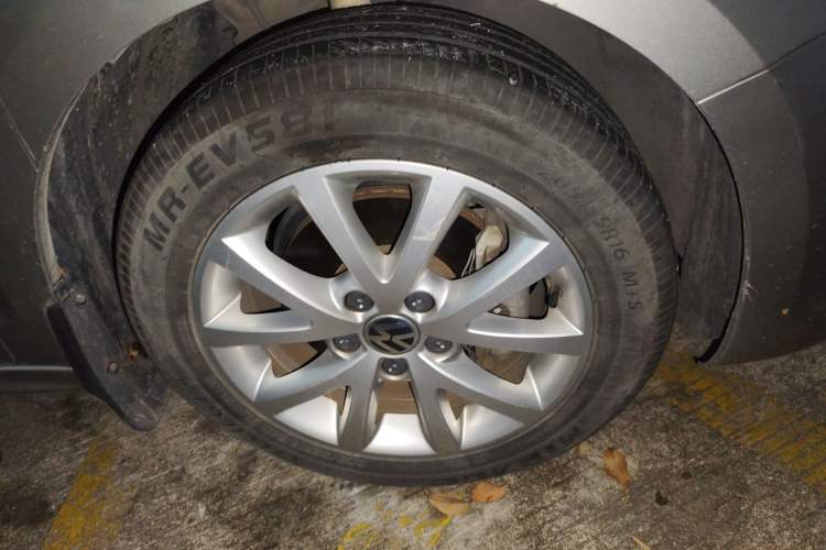 Used Volkswagen Sagitar 2012 1.4TSI Automatic Luxury Edition
