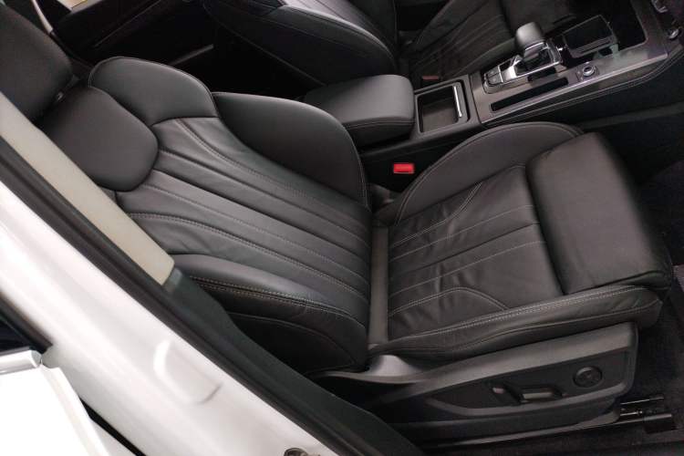 Used Audi Q5L 2022 Updated 40T Luxury Dynamic Edition