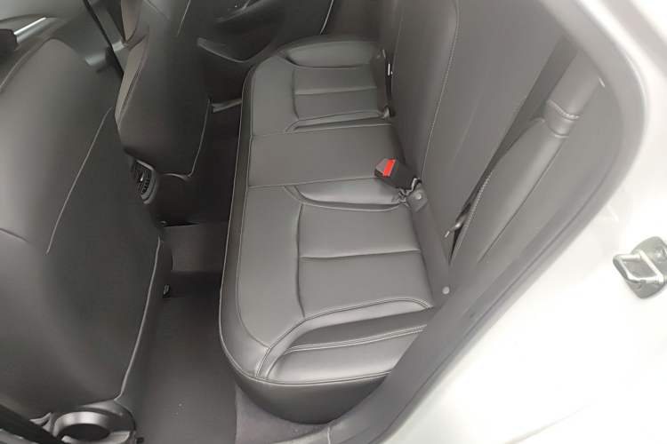 Used Buick GT 2021 Revised Version Flagship 1.5L Automatic Elite Edition Left Rear Seat