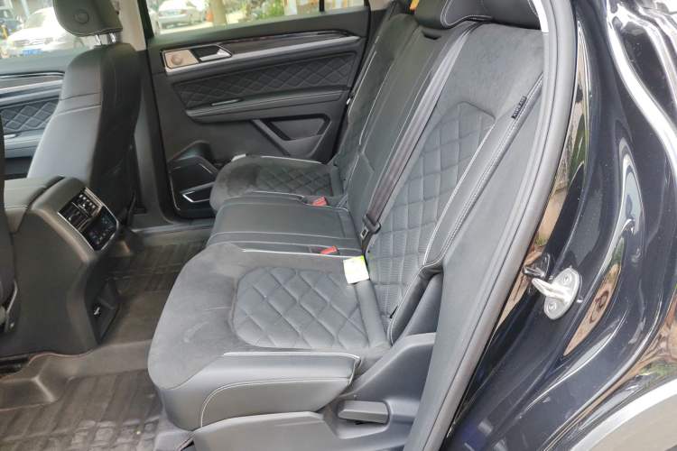 Used Volkswagen Teramont X 2020 Facelifted 330TSI Two-Wheel-Drive Luxury Edition Left Rear Seat