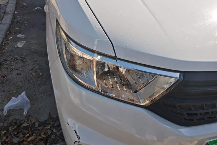 Used Wuling Hongguang V 2019 1.5L Jingqu Version China VI LAR
