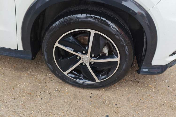 Used Honda Vezel 2022 1.5L CVT Phantom Night Pioneer Edition
