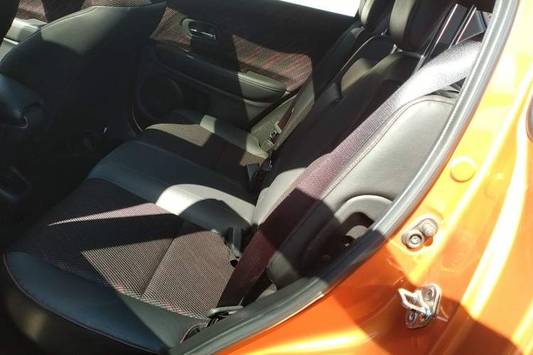 Used Honda XR-V 2015 1.8L EXi CVT Comfort Version Left Rear Seat