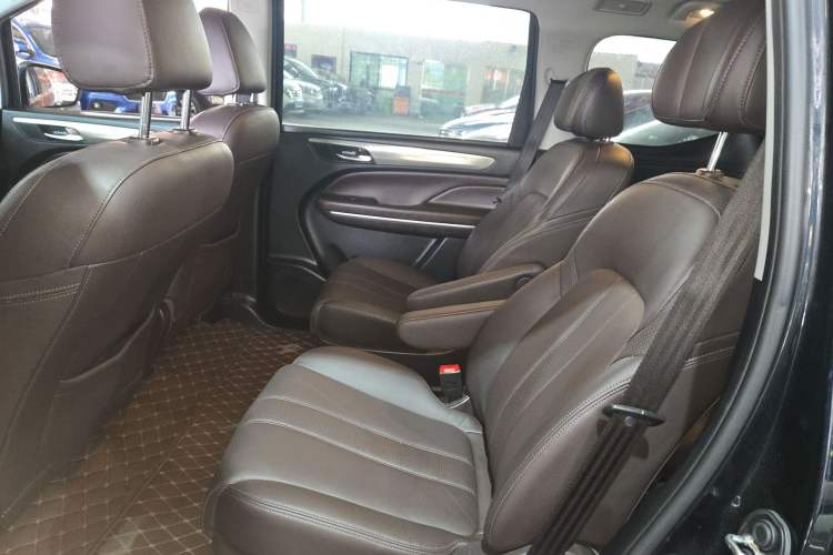 Used GAC Trumpchi M6 2019 270T Automatic Prestige Edition (7-seater) China V Standard