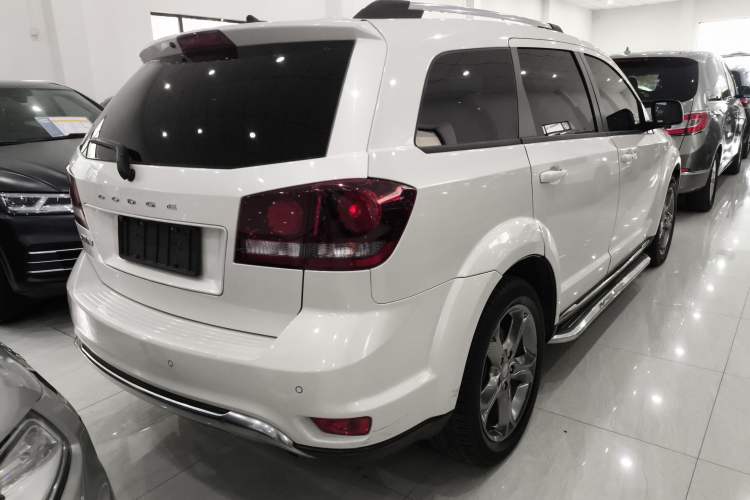 Used Dodge Journey 2016 2.4L Two-Wheel-Drive Touring Edition Exterior 5