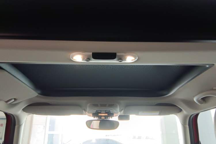 Used MINI MINI 2019 1.5T COOPER Artist Five-Door Edition
