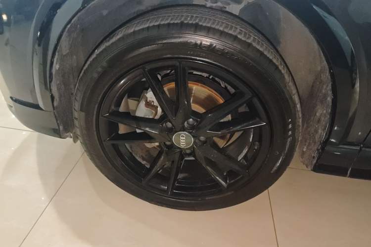 Used Audi Q2L 2018 35 TFSI Fashion Dynamic Version China V Emission Standard Left Front Wheel Hub