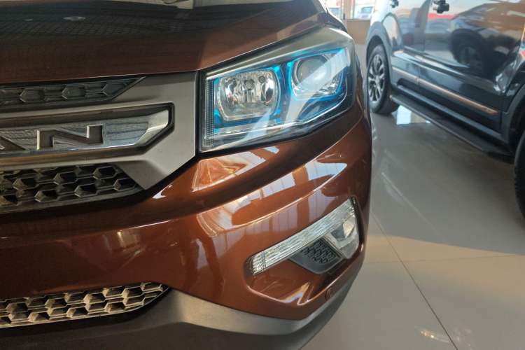 Used Changan CS75 2017 Shangkui Edition 1.5T Automatic Fengxiang Model