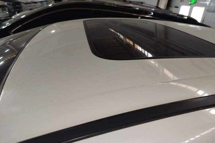 Used Honda Elysion 2016 2.4L Style Edition Roof