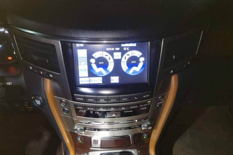 Used Lexus LX 2012 570