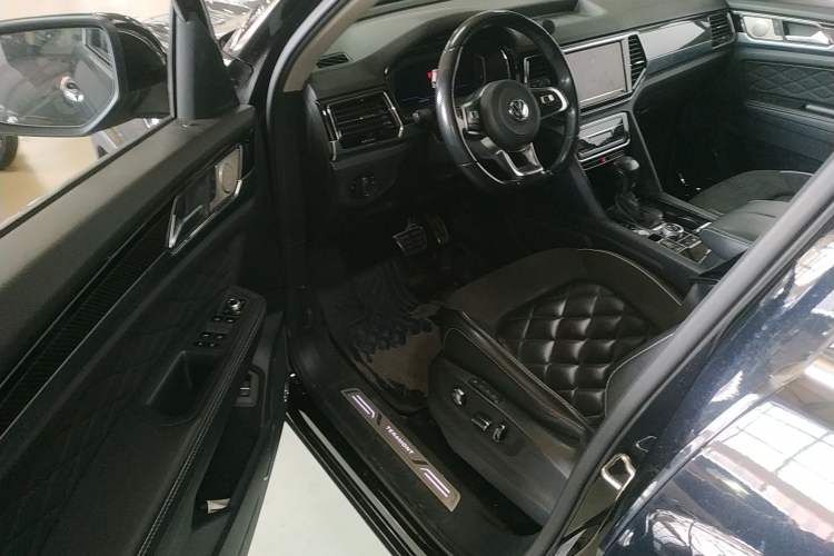 Used Volkswagen Teramont X 2019 530 V6 Four-Wheel Drive Prestige Luxury Edition Driver Seat