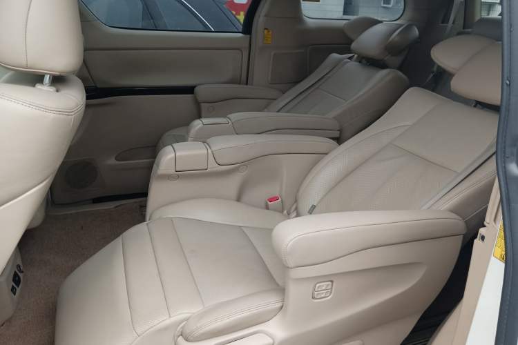 Used Toyota Alphard 2011 3.5L Luxury Edition Left Rear Seat