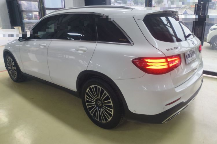 Used Mercedes-Benz GLC 2018 Facelifted GLC 260 4MATIC Dynamic Edition Exterior 2
