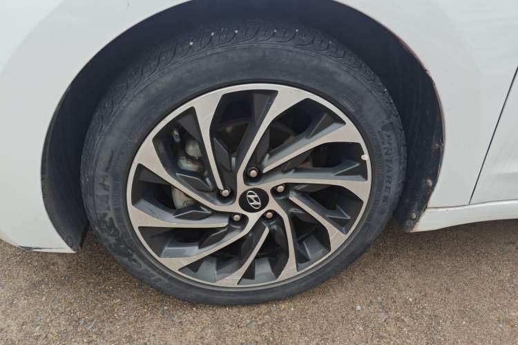 Used Hyundai Elantra (6th Generation / Lingdong) 2020 1.5L CVT Smart & Stylish – Elite Version Left Front Wheel Hub