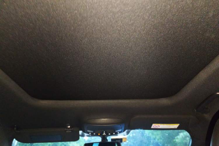 Used Lincoln MKC 2019 2.0T Two-Wheel-Drive Zunya Version China V Emission Standard