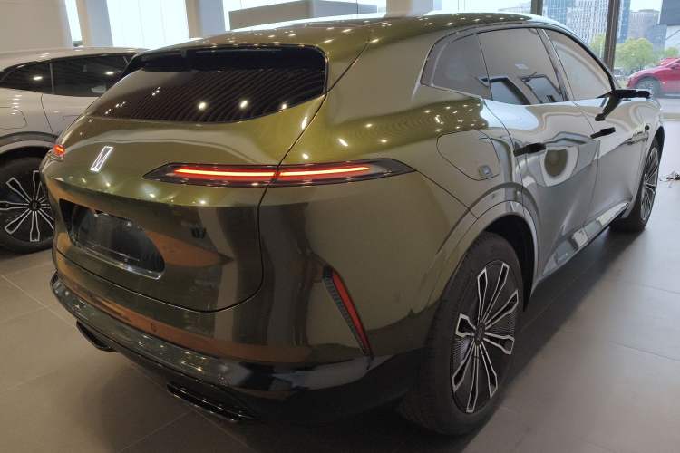 Used Avatr 07 2024 Ultra Range-Extended Four-Wheel Drive Rear Right 45 Deg