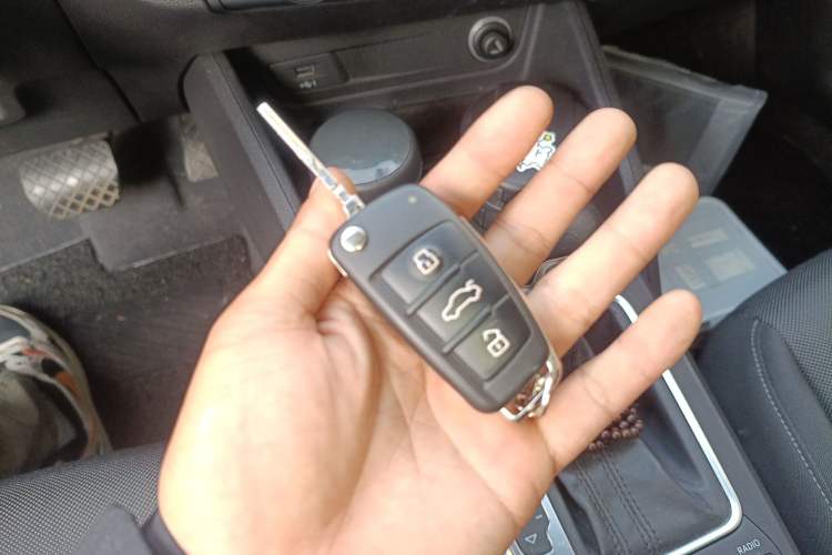 Used Audi Q2L 2020 35 TFSI Ambition Dynamic Edition Vehicle Key