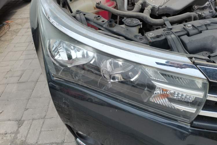 Used Toyota Corolla 2017 1.2T CVT GL-i Right Front Headlight