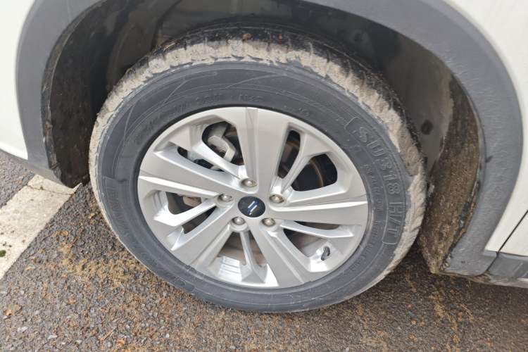 Used CHANGAN OSHAN X7 2020 1.5T Automatic Elite Edition Left Front Wheel Hub