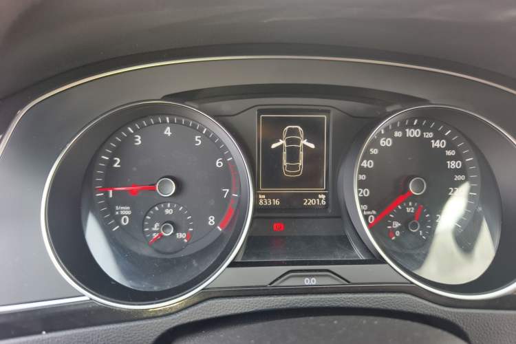 Used Volkswagen Magotan 2018 330TSI DSG Advanced Model Instrument Cluster