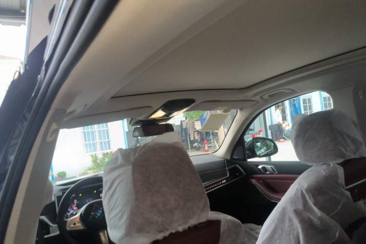 Used BMW X5 2023 xDrive 30Li Luxury M Sport Package