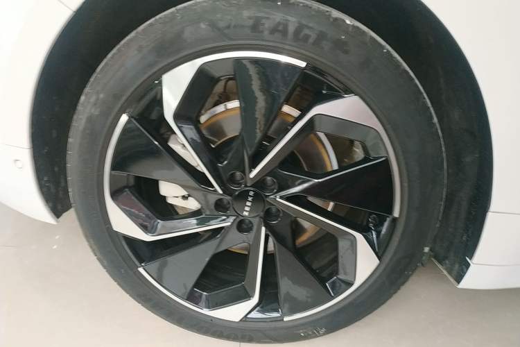 Used Zeekr 001 2023 WE Edition 86 kWh
