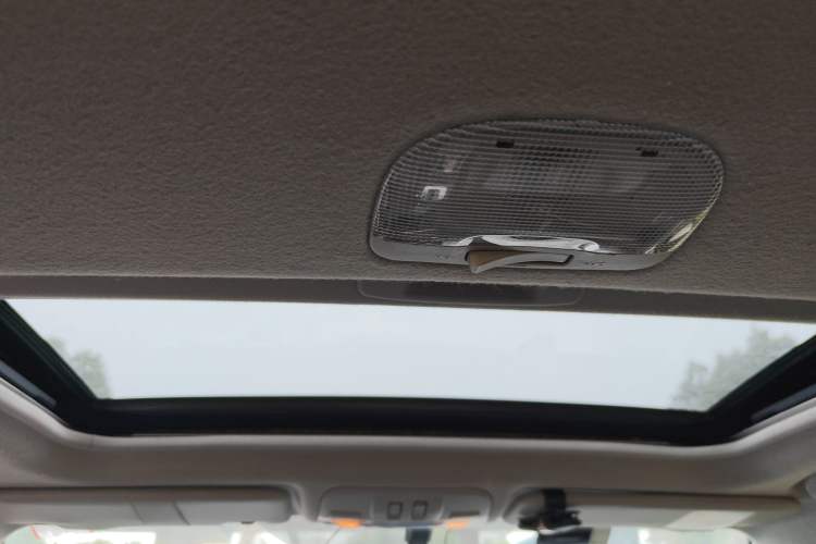 Used Subaru XV 2014 2.0i Luxury Edition Headliner