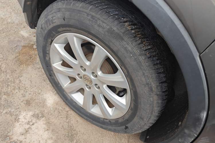 Used Buick Envision 2018 20T Two-Wheel-Drive Leading Model Right Rear Wheel Hub