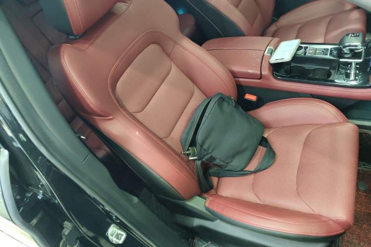 Used JETOUR X70 PLUS 2021 1.6T DCT Pro 7-seater