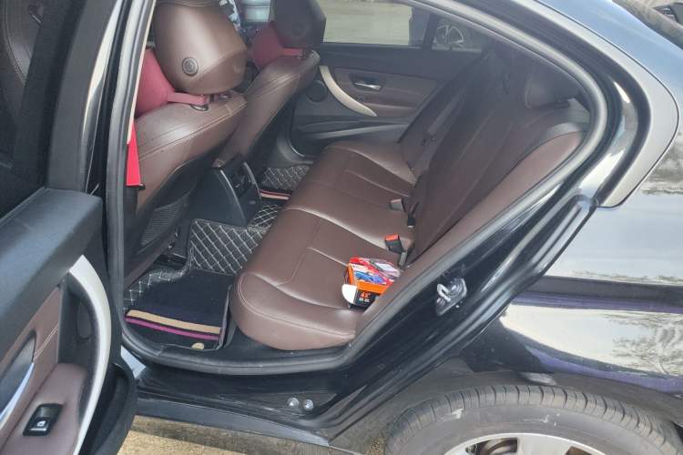 Used BMW 3 Series 2017 318i Fashion Model
